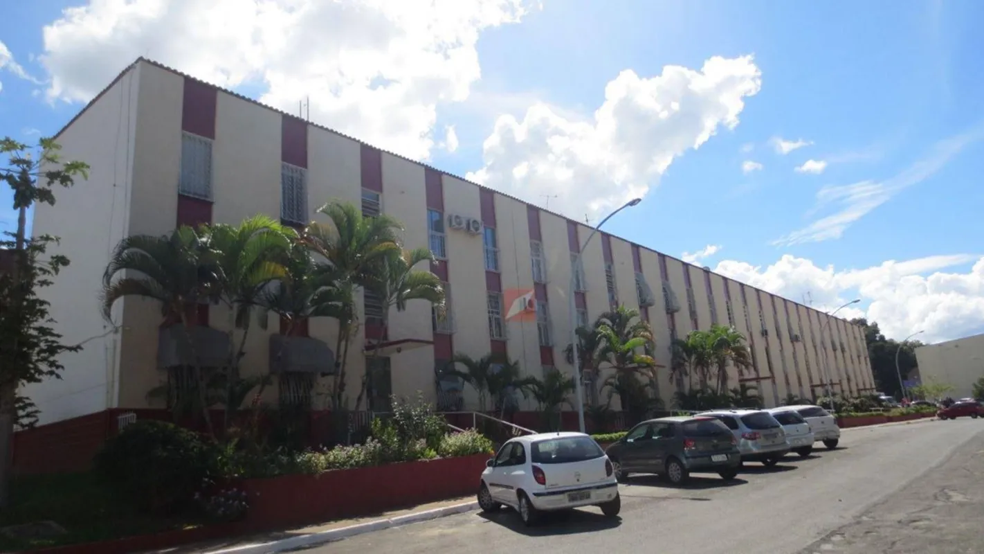 Apartamento mobiliado de um quarto localizado na Sqs 413 Bloco Q.- Área útil de ...