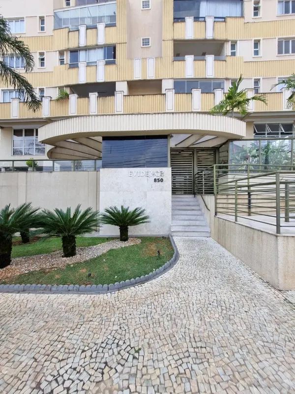 Apartamento no Residencial Evidence Tower – Jardim GoiásExcelente apartamento co...