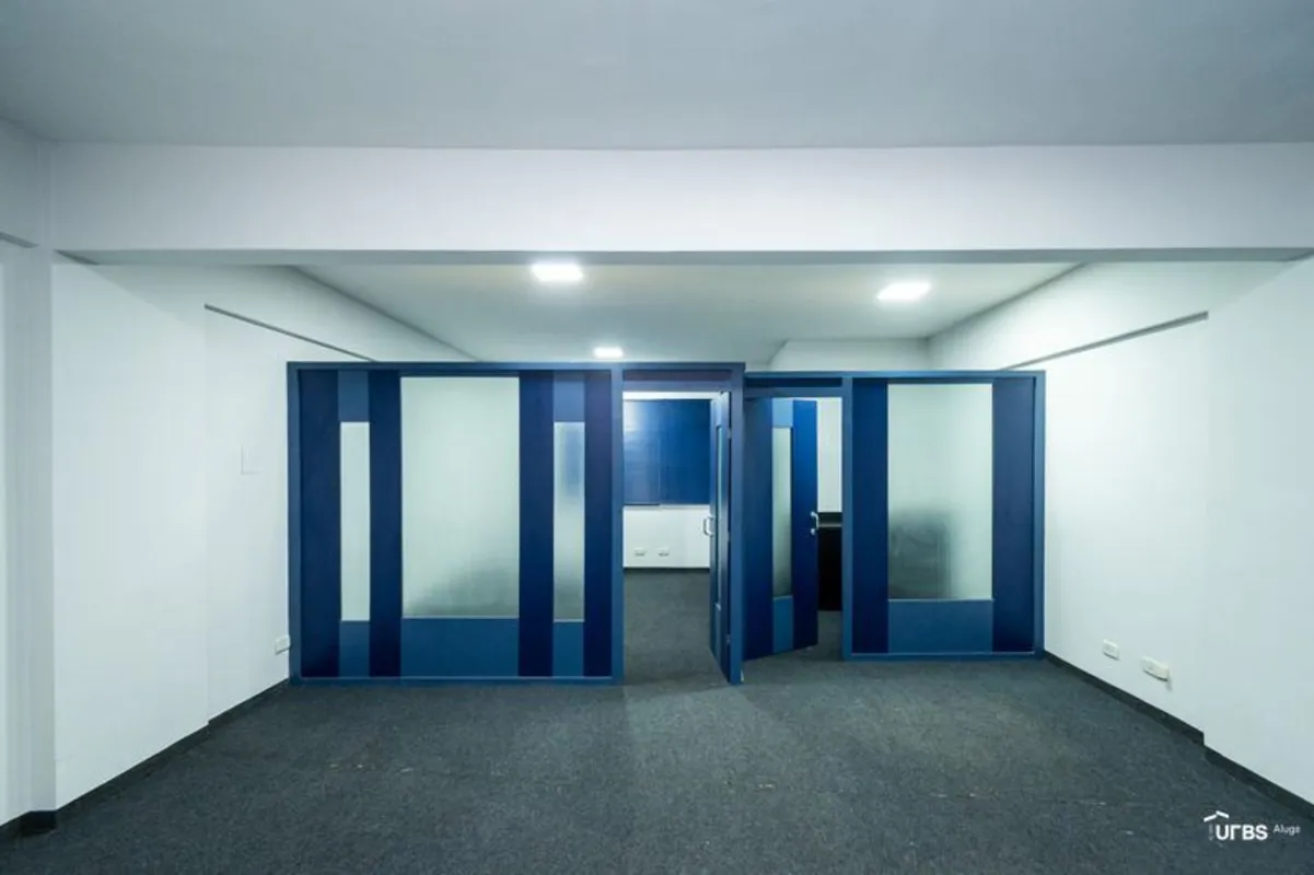 Center Shopping TamandaréSala comercial com 17m², distribuída em ambiente funcio...