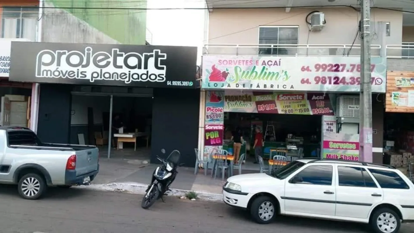 Prédio a venda Caldas Novas - Imóvel e compostos de 3 pavimentos Térreo composto...