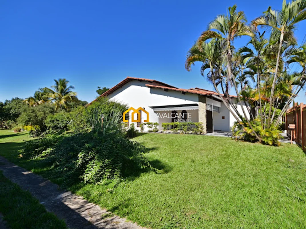 Descubra uma casa confortável e prática no coração do Lago Norte, em Brasília. L...