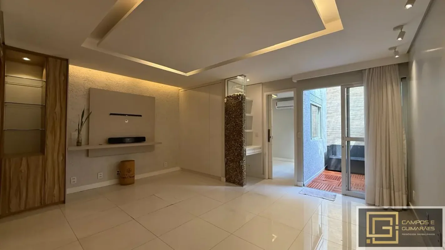 GARDEN REFORMADO + GARAGEM + ELEVADOR = OPORTUNIDADE NO PLANO!SCRN 708/709 Bloco...