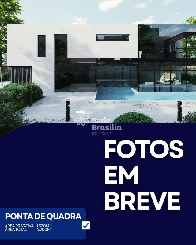 Casa exclusiva à venda na QI 11 do Lago Sul, em ponta de quadra, oferecendo mais...