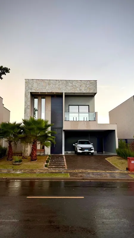 Condomínio se caracteriza como Resort;Descrição do ImóvelCasa sobrado com aprox ...