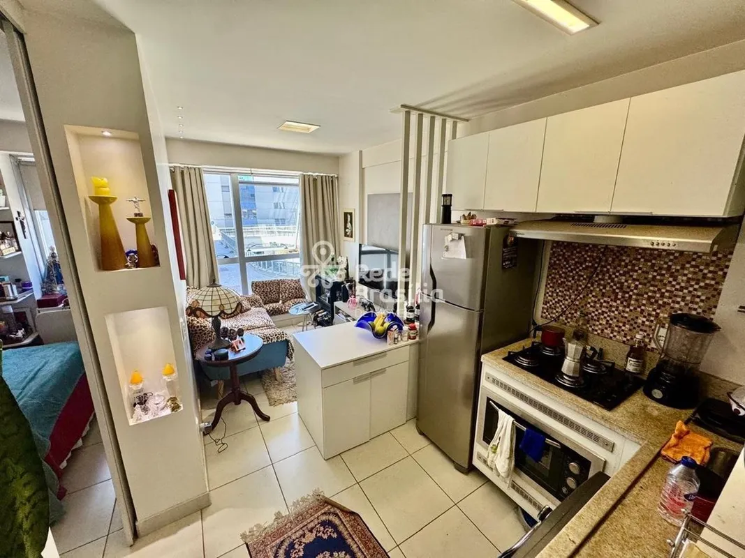 Kitnet de 25m² à venda no Lago Norte - Liberty Lago - Sala conjugada com a cozin...