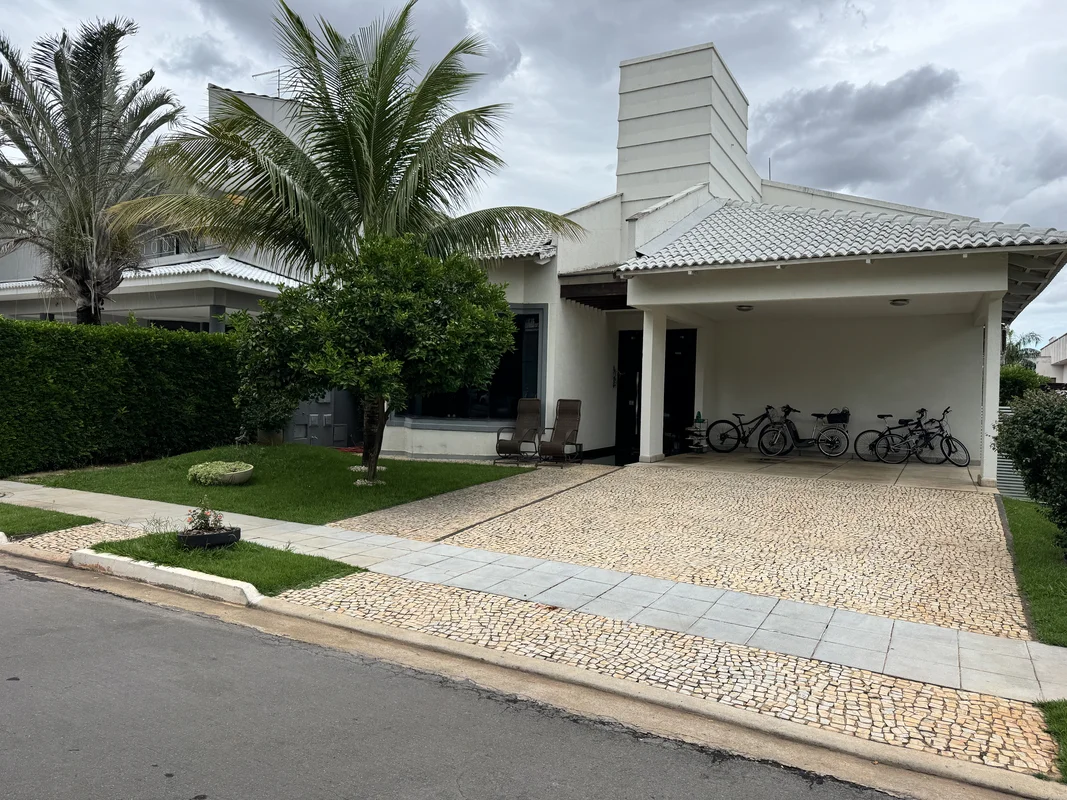 - *Sobrado Espetacular Granville* - *4 Suítes Plenas | Piscina Aquecida e Acabam...