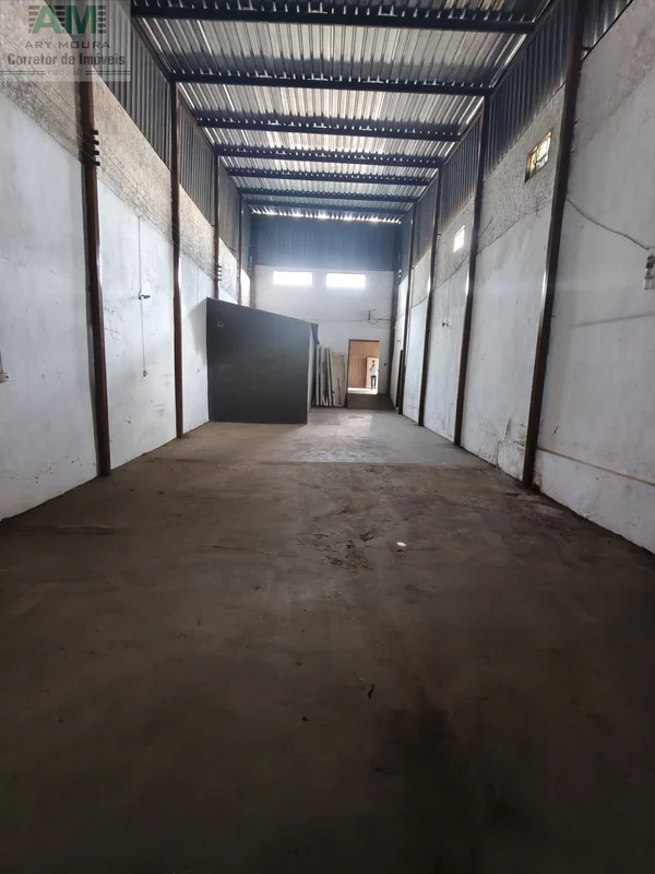 galpao bem estruturado bem localizado , numa regiao de grande fluxo , otimo para...