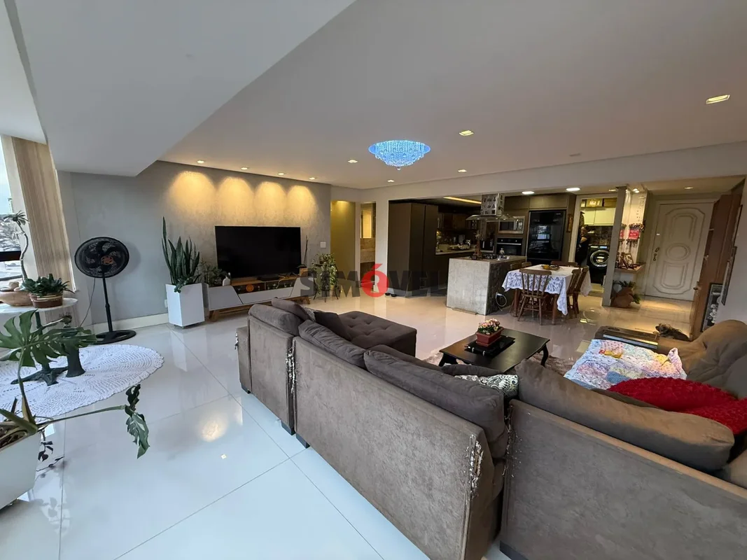 155m², 3 quartos, 2 suítes, varanda, garagem, lazer, Ed. Cármenes, CSB 5 - R$: 7...