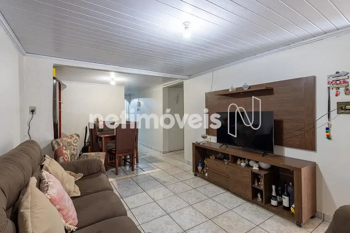 CASA - 3 QUARTOS - QI 4 GUARÁ I Esta casa está em uma região tradicional e valor...