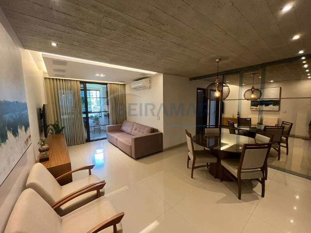 Se você procura sofisticação, conforto e exclusividade, este apartamento de alto...