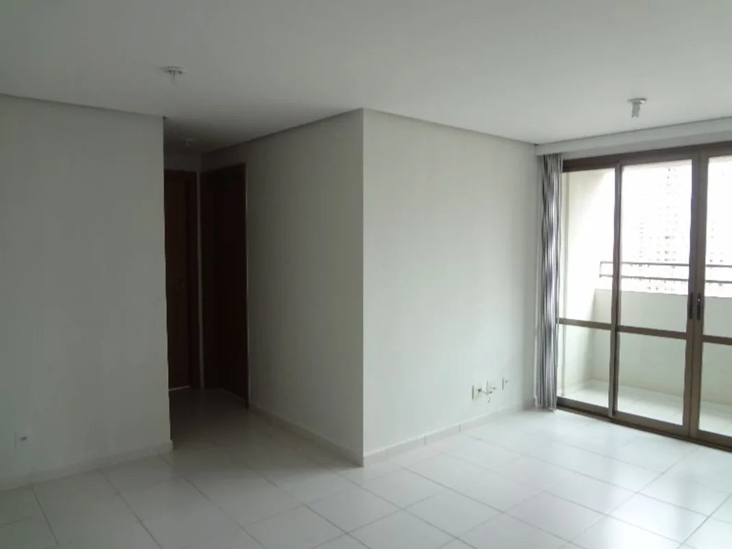 Descubra o conforto e a praticidade de morar no Chamonix, um excelente apartamen...
