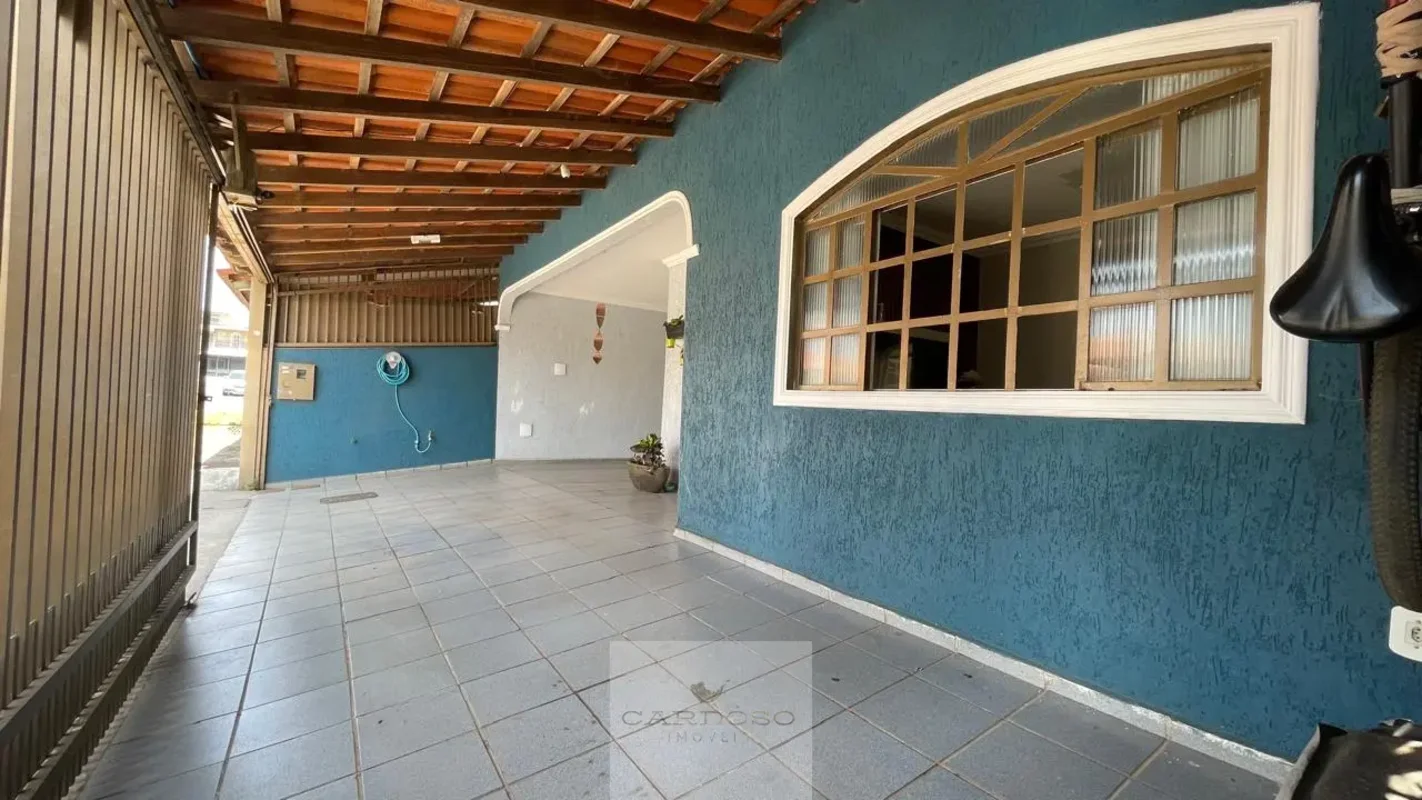 *Casa completa e pronta para morar! *-São 243m² de conforto e praticidade em um ...