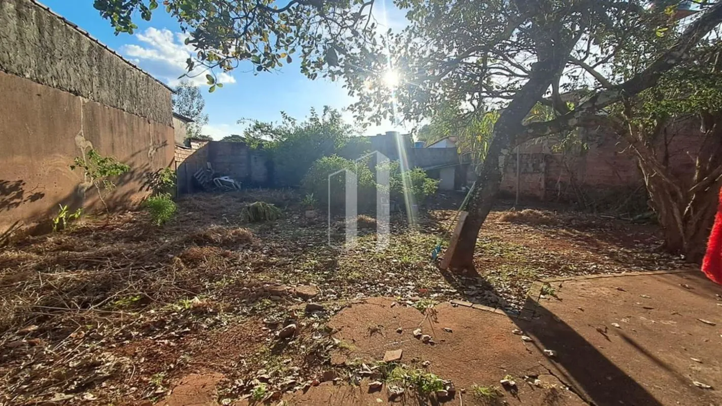 Ótimo lote de 600m² no Jardim Guanabara, posição solar nascente e excelente pote...