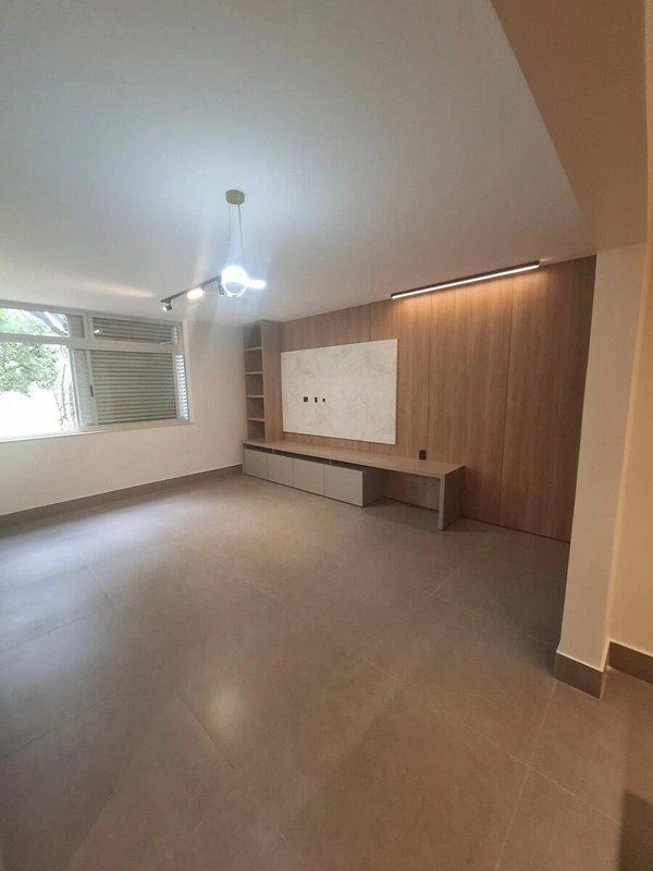 APARTAMENTO 3QTS REFORMADO | 2 SUÍTES | ASA SUL | VISTA LIVREExcelente oportunid...