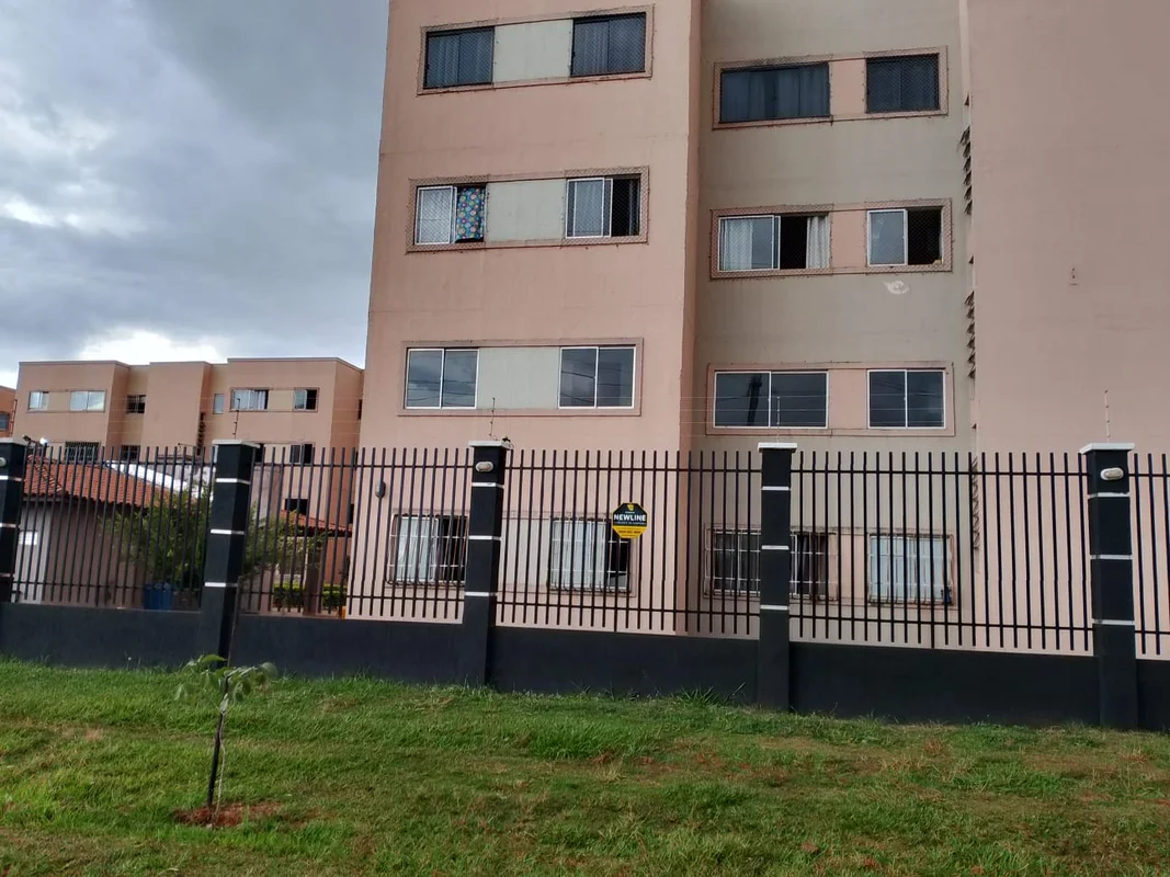 QS 03 Conjunto 07, Lote 02 – E / Apartamento 102, Condomínio “Residencial Parque...