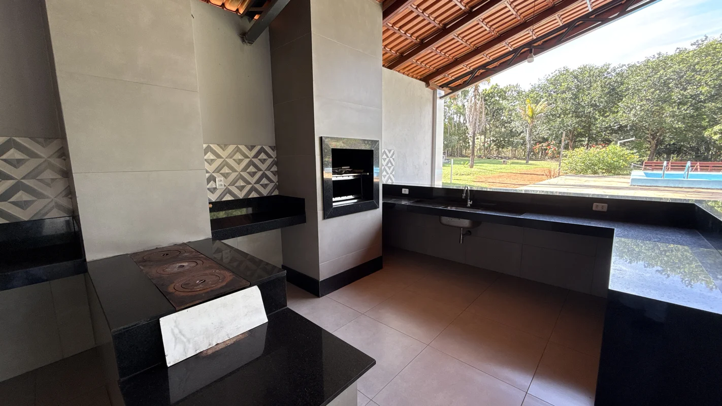 Descubra o privilégio de viver cercado pela natureza, sem abrir mão do conforto,...