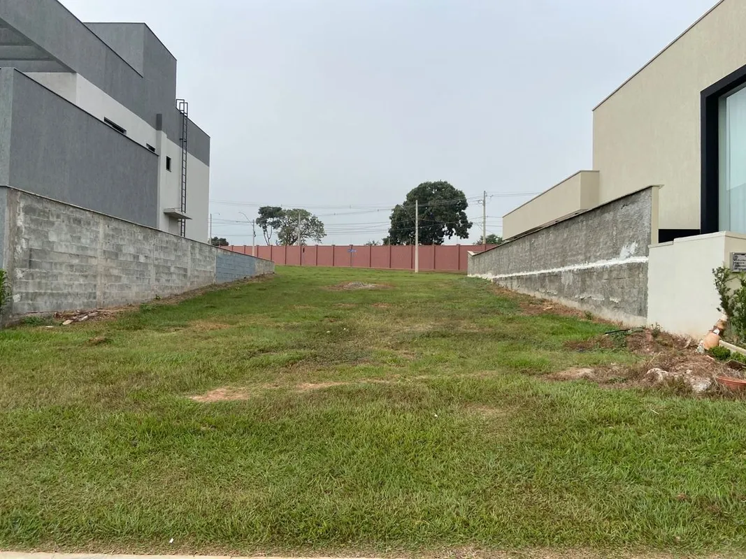 Jardins Porto - Senador Canedo Lote de 354 m² em condomínio de alto padrão, com ...