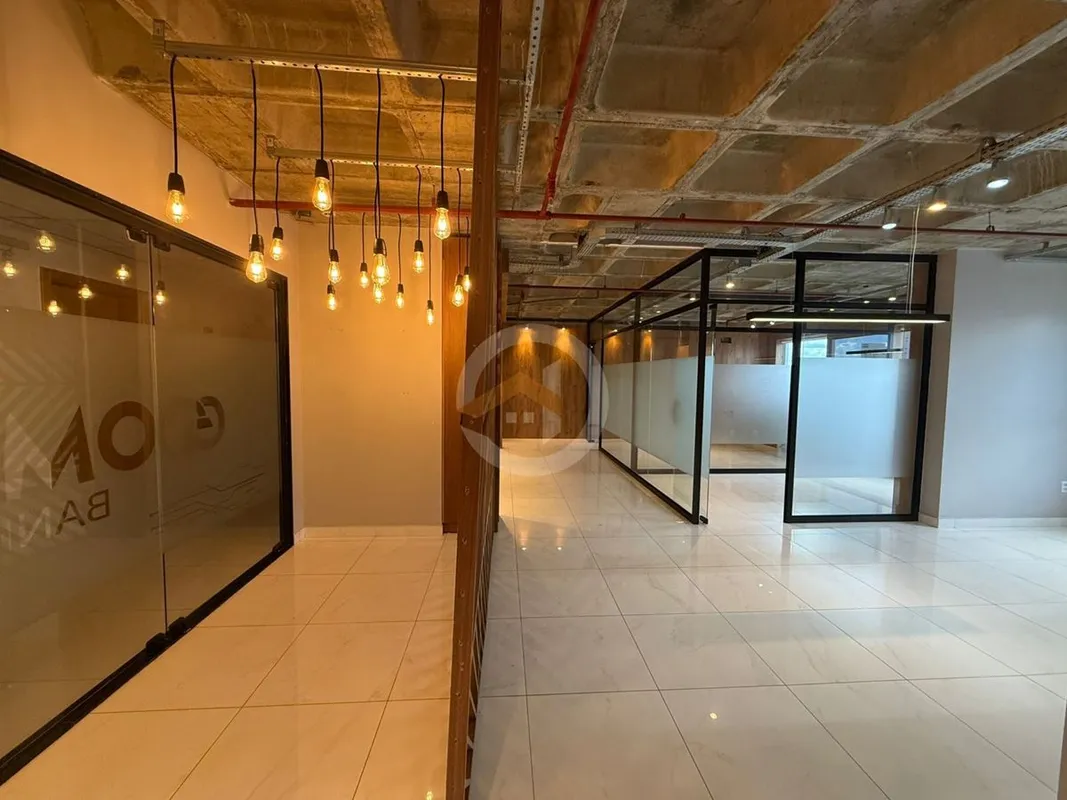 OPORTUNIDADE CORPORATIVA NO SETOR BUENO! 2 excelentes salas comerciais de 89 m² ...
