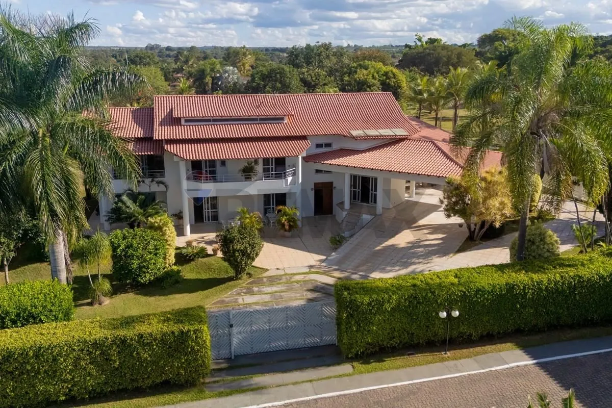 Casa em condomínio fechado no Park Way | Quadra 15 | 2.500m² de terrenoUma excel...