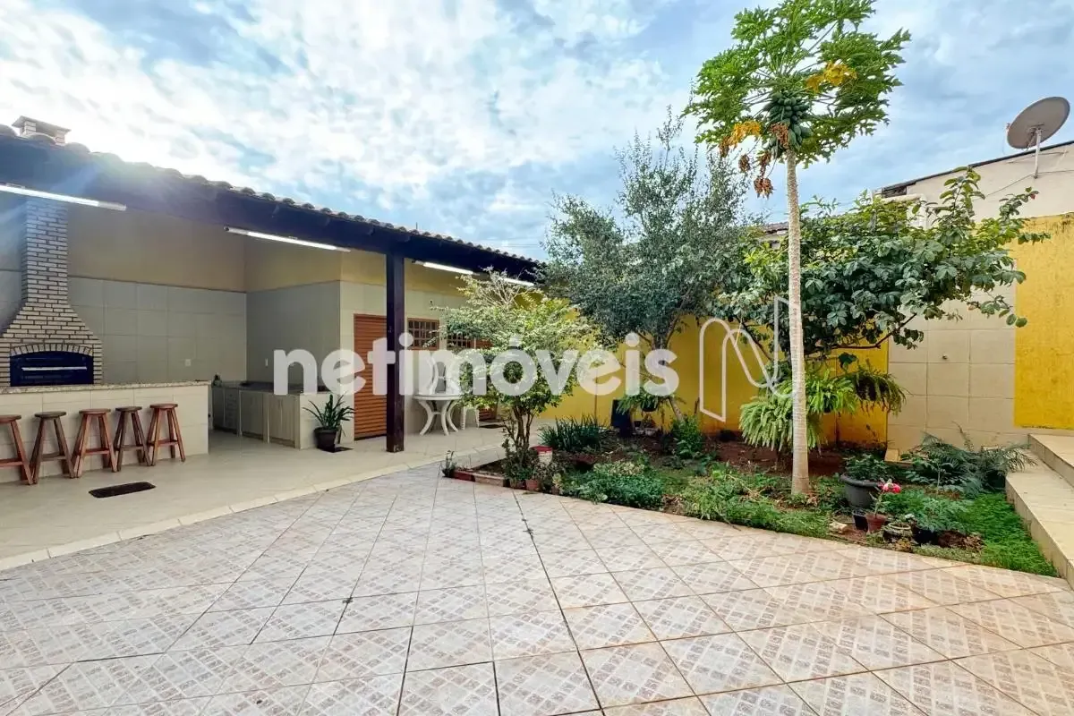 CASA - 5 QUARTOS - QUADRA 6 - SOBRADINHO Região tradicional e valorizada de Sobr...