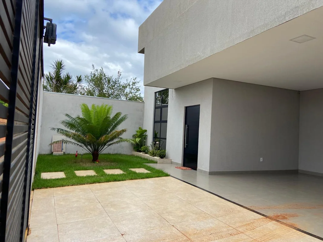 CASA 3 QUARTOS - RUA 2 - 26 SetembroNÃO ACEITA FINANCIAMENTOCasa Moderna em Cond...