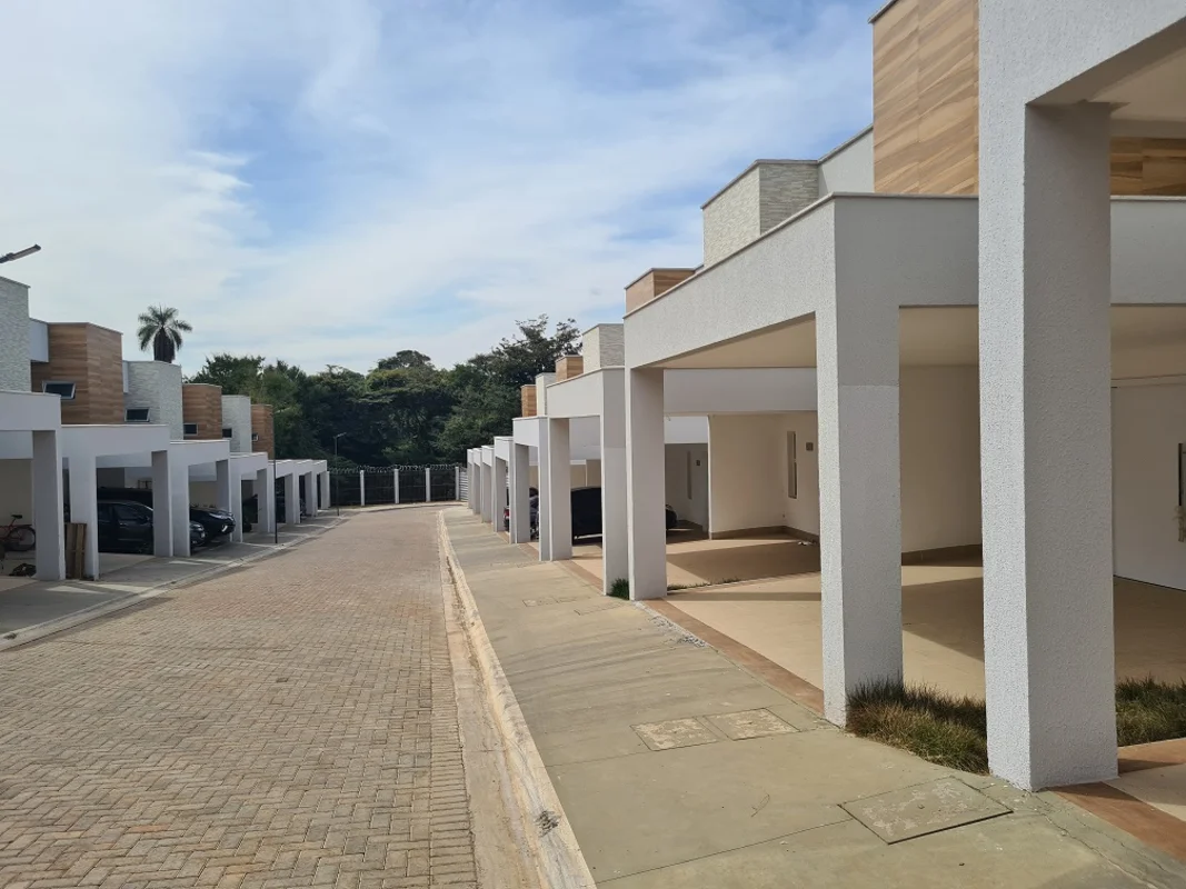 O sobrado no bairro Cardoso Continuação com 193 metros quadrados com 3 quartos s...