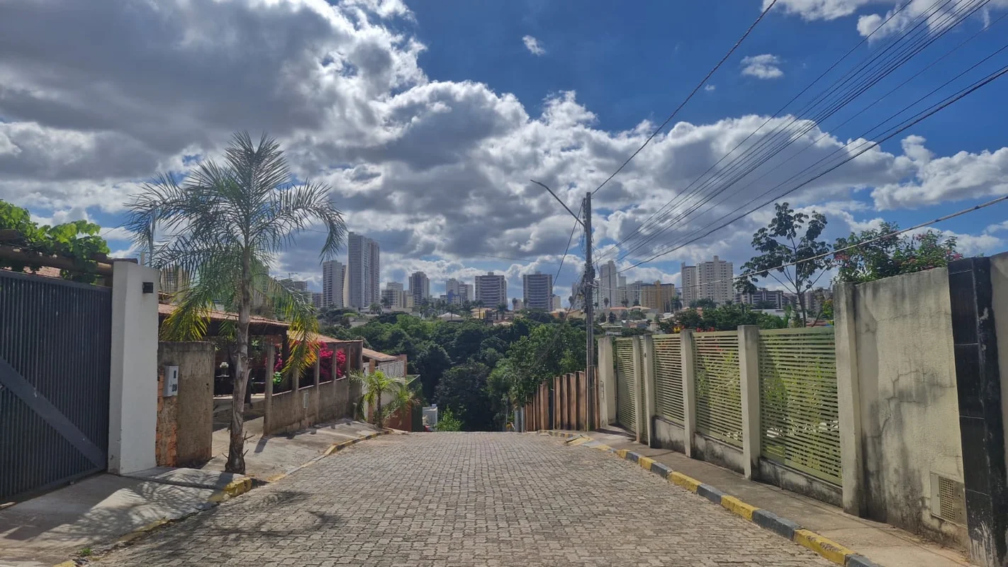 LOTE EM CONDOMÍNIO NA ARNIQUEIRAS 400M² 10M DE FRENTE PROJETO PRONTO.Terreno em ...