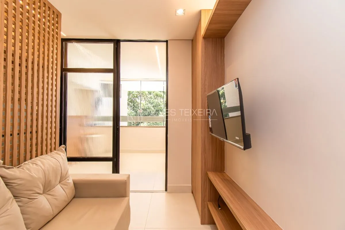 Neves Teixeira Imóveis Aluga: Lindíssima kit, com projeto de Arquiteto, vista li...