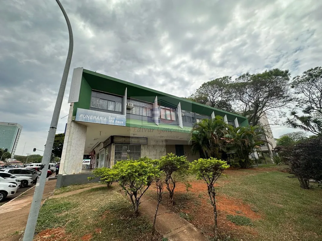 PRONTAS PARA MONTAR O SEU NEGOCIO, PARTE SUPERIOR TODA REFORMADA TENDO UM SALÃO/...