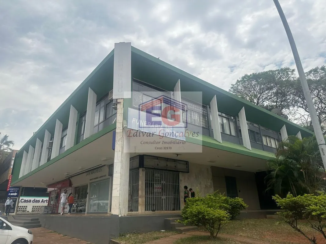 PRONTAS PARA MONTAR O SEU NEGOCIO, PARTE SUPERIOR TODA REFORMADA TENDO UM SALÃO/...
