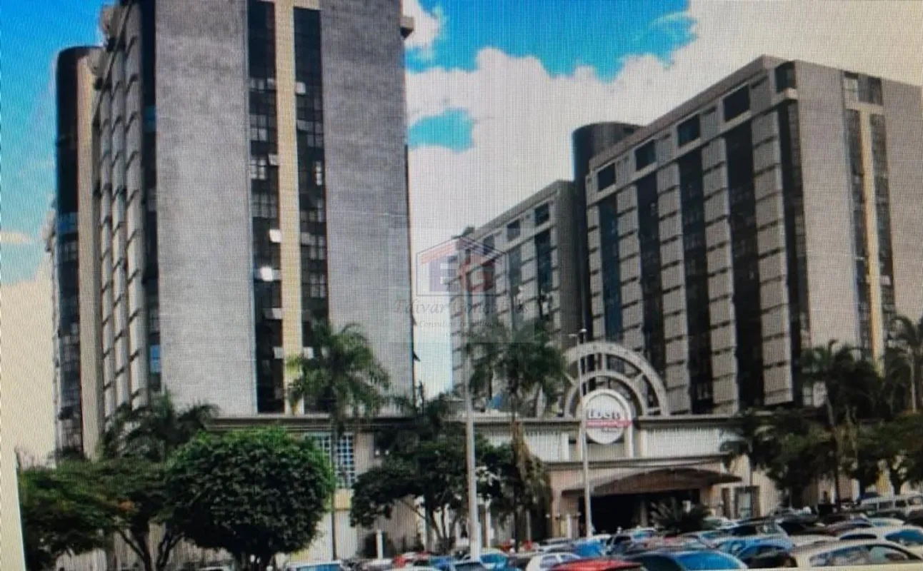 VENDO EXCELENTE SALA DE CANTOEDIFICIO LIBERTY MALL- SALA REFORMADA- VISTA LIVRE ...