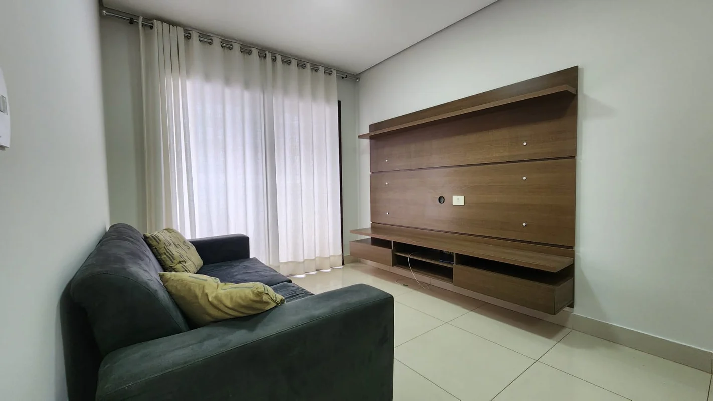 **Apartamento Mobiliado de 1 Quarto – Rua 17 Sul | Ouro Branco IV**Excelente apa...