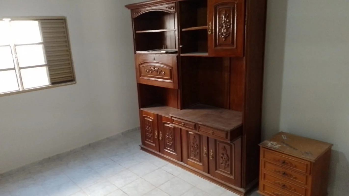 Casa condomínio entre lagosLote com 2 casa Casa com 4 quartos sala grande Área d...