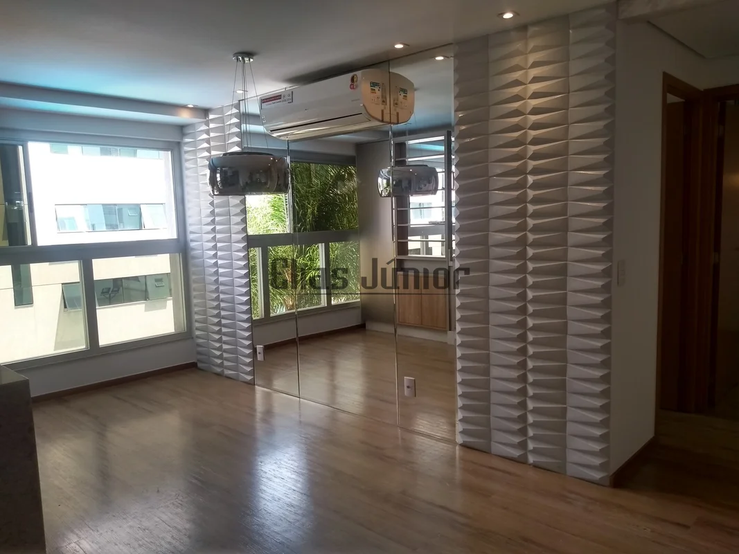 Conheça este apartamento Reformado de 2 quartos no Prime Park Sul, em Brasília.L...