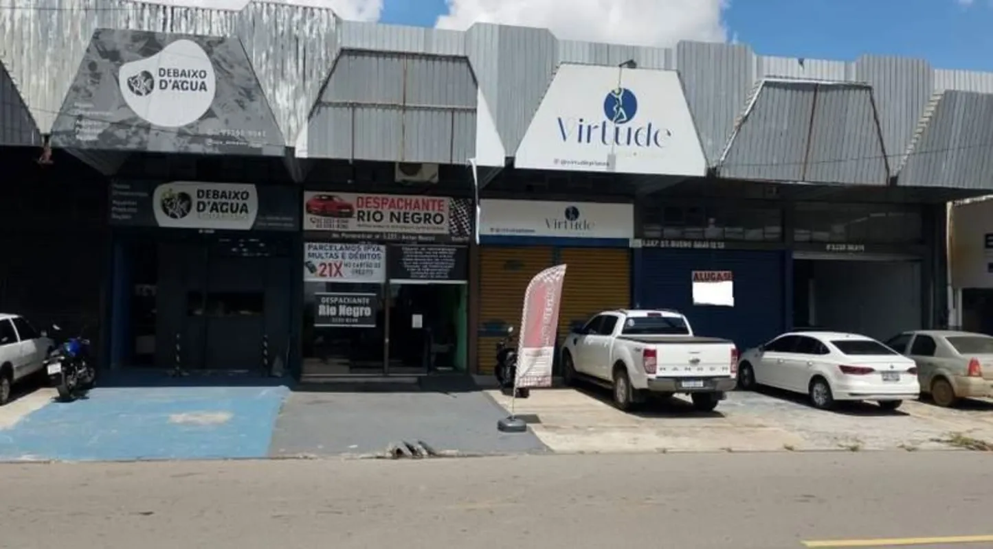 SALA COMERCIAL com Mezanino, 2 Banheiros em uma excelente localização, área de f...