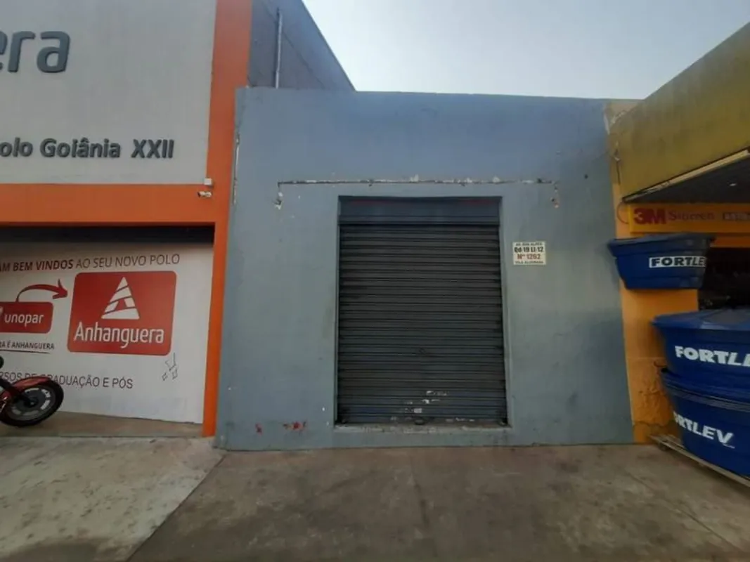 Aluga-se sala comercial de 20 m², com banheiro em excelente localização.Diferenc...