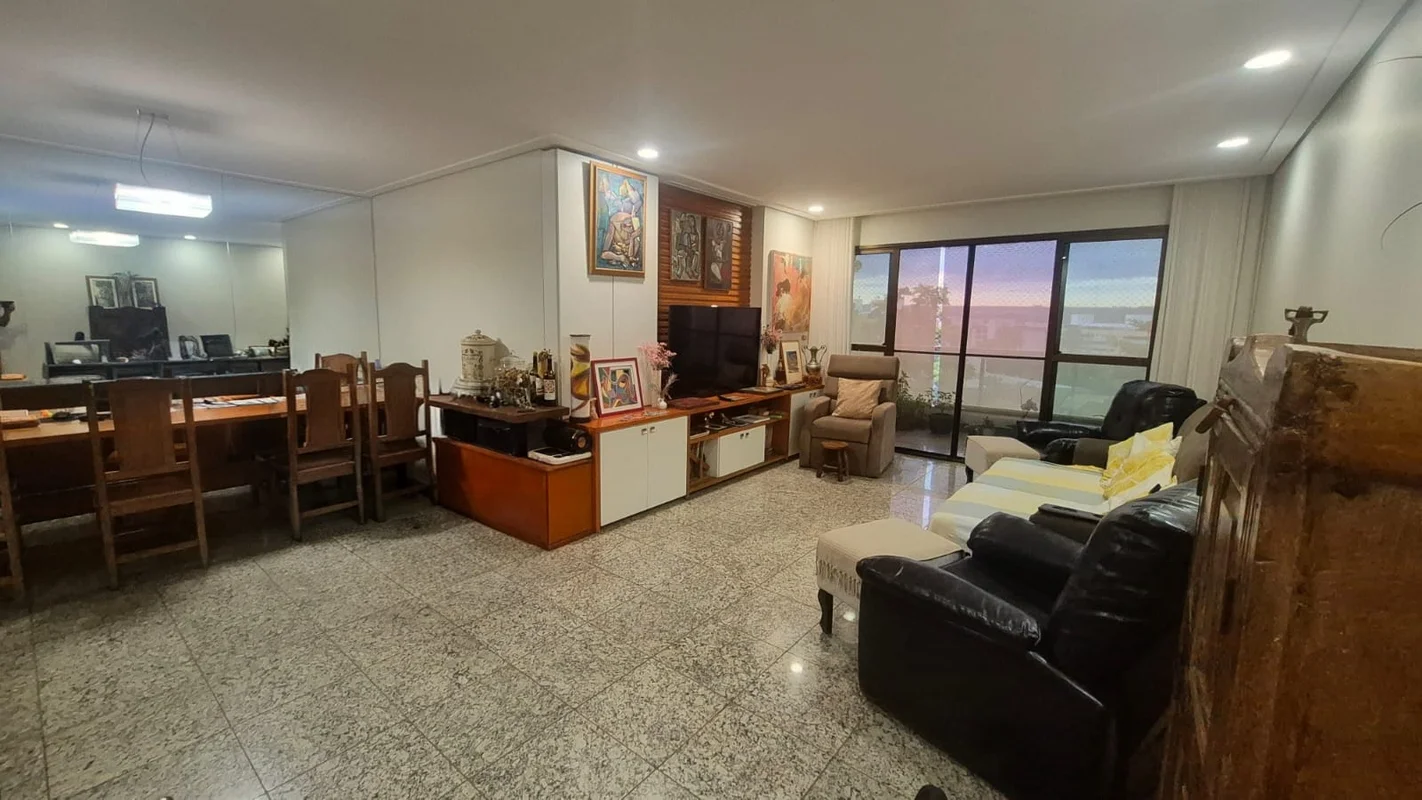 Apartamento com 4 suítes, vazado, de canto, 5 andar, gás encanado, 2 vagas de ga...