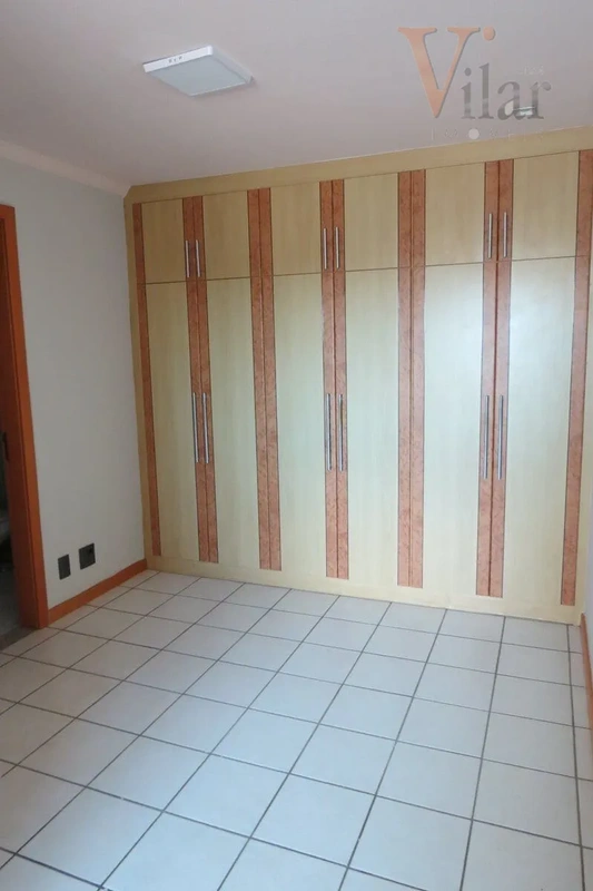 Descubra a praticidade e o conforto de morar no Condomínio Via Bella Cittá, loca...