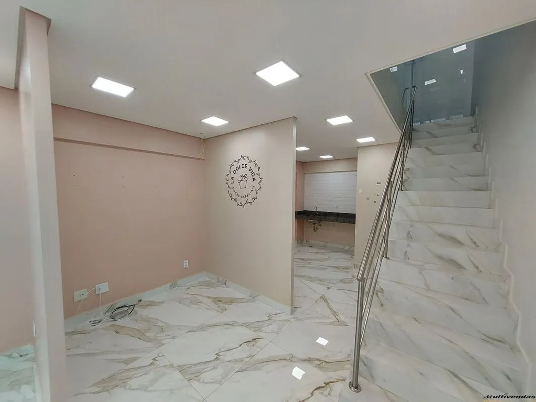Multivendas - A sua Imobiliária apresenta:Loja Premium de 72,76m² com Mezanino n...