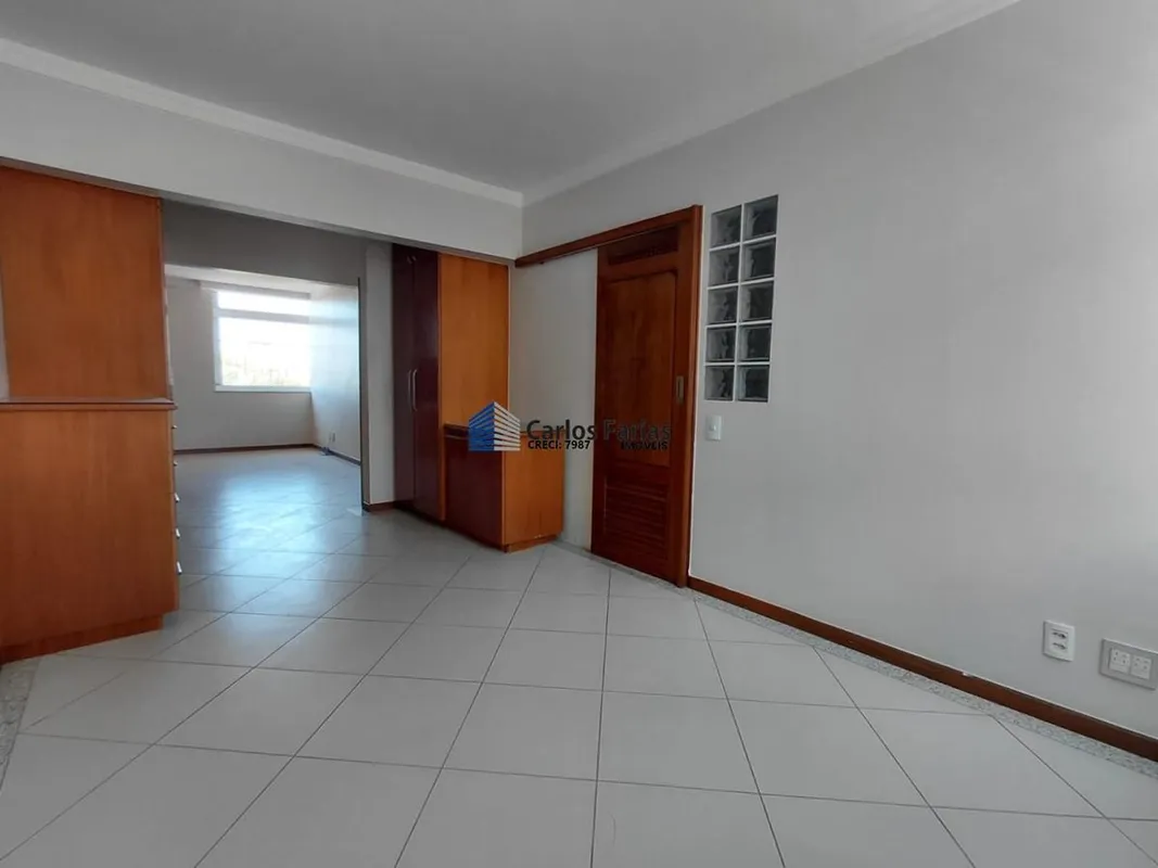 SQS 304 BLOCO I ASA SUL EXCELENTE APARTAMENTO 105m² de área privativa 3 quartos,...