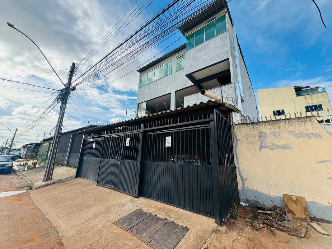 A Durães Imóveis Brokers tem a honra de apresentar uma excelente oportunidade de...