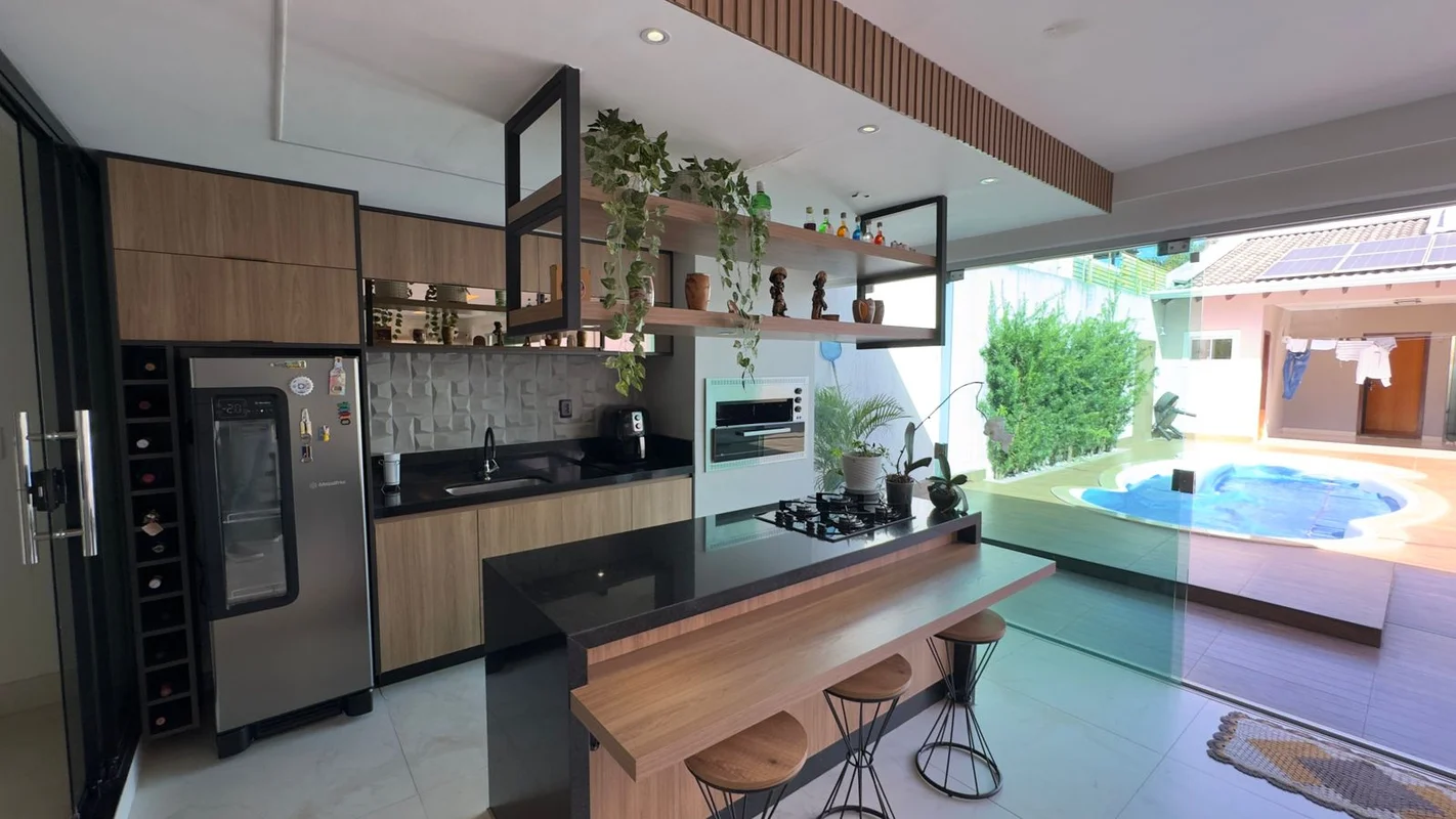 CASA COMPLETA NA RUA 5 – VICENTE PIRES | R$ 1.150.000,00Excelente oportunidade e...