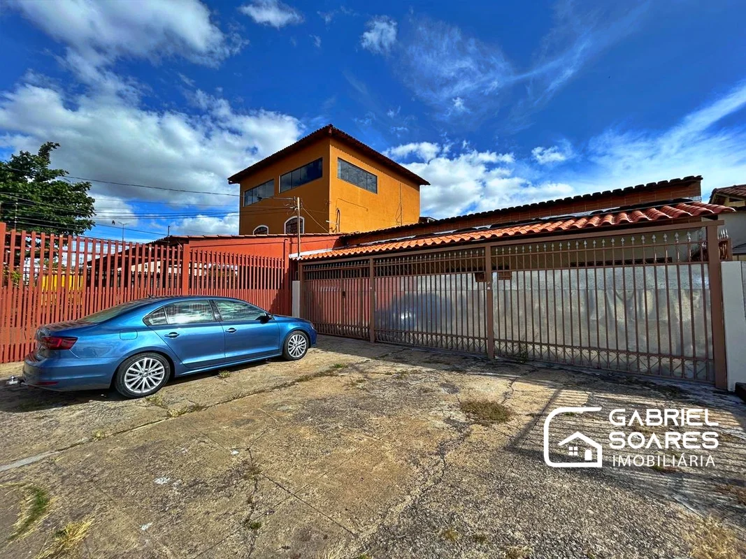 Taguatinga Sul | QSF 13O IMÓVEL- Área do terreno: 200m²;- Área construída: 162,2...