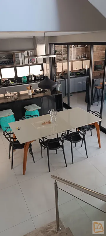 Excelete sobrado moderna de alto padrão, SHVP TRECHO 03 CONJUNTO 09, lote de 220...
