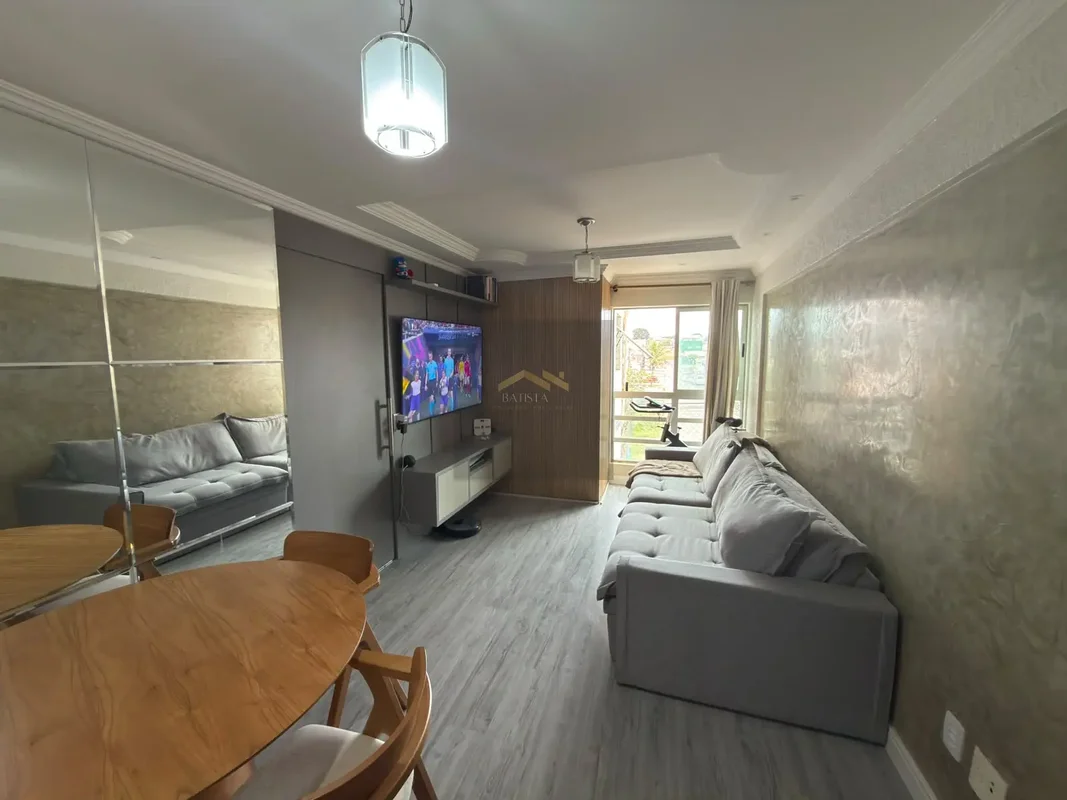 Batista Soluções Imobiliárias vende excelente apartamento de 2 quartos com suíte...