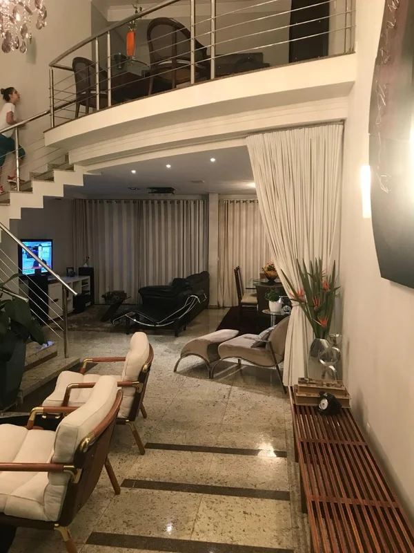 Sobrado Jardins Mônaco 305 m² area construida 4 suítes piso Superior Master com ...