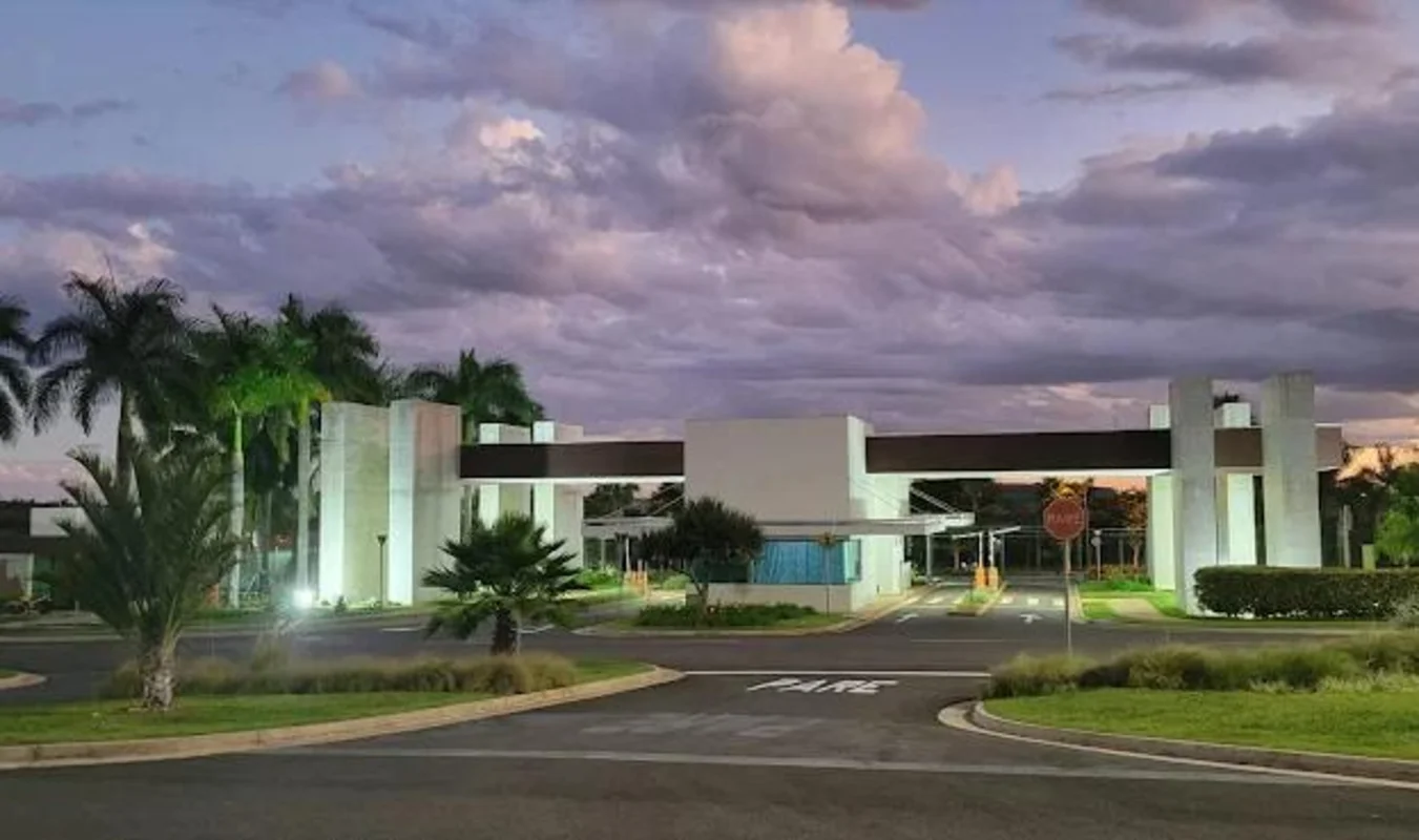 Oportunidade!!Lote com 434m² em condomínio fechado luxuoso na Cidade Ocidental. ...