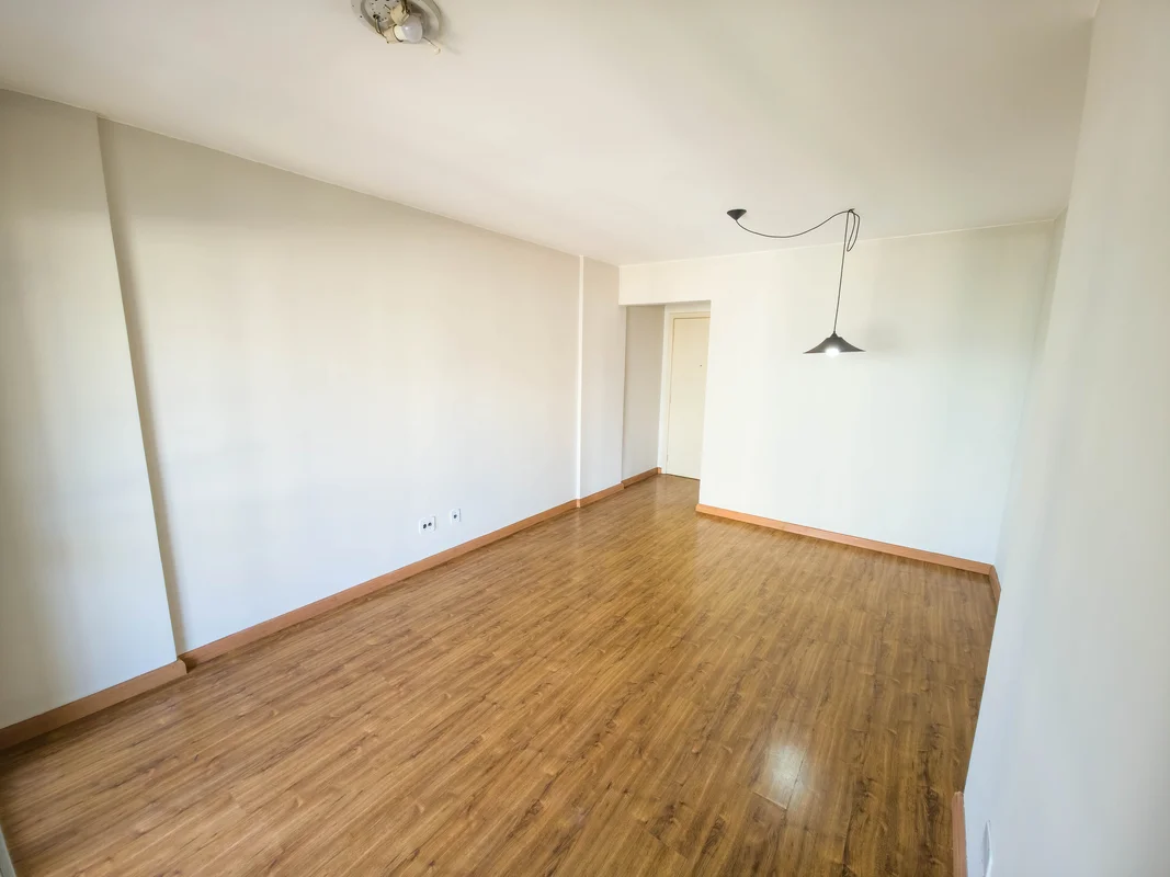 Descubra um excelente apartamento na Rua 34, no coração de Águas Claras, DF. Loc...