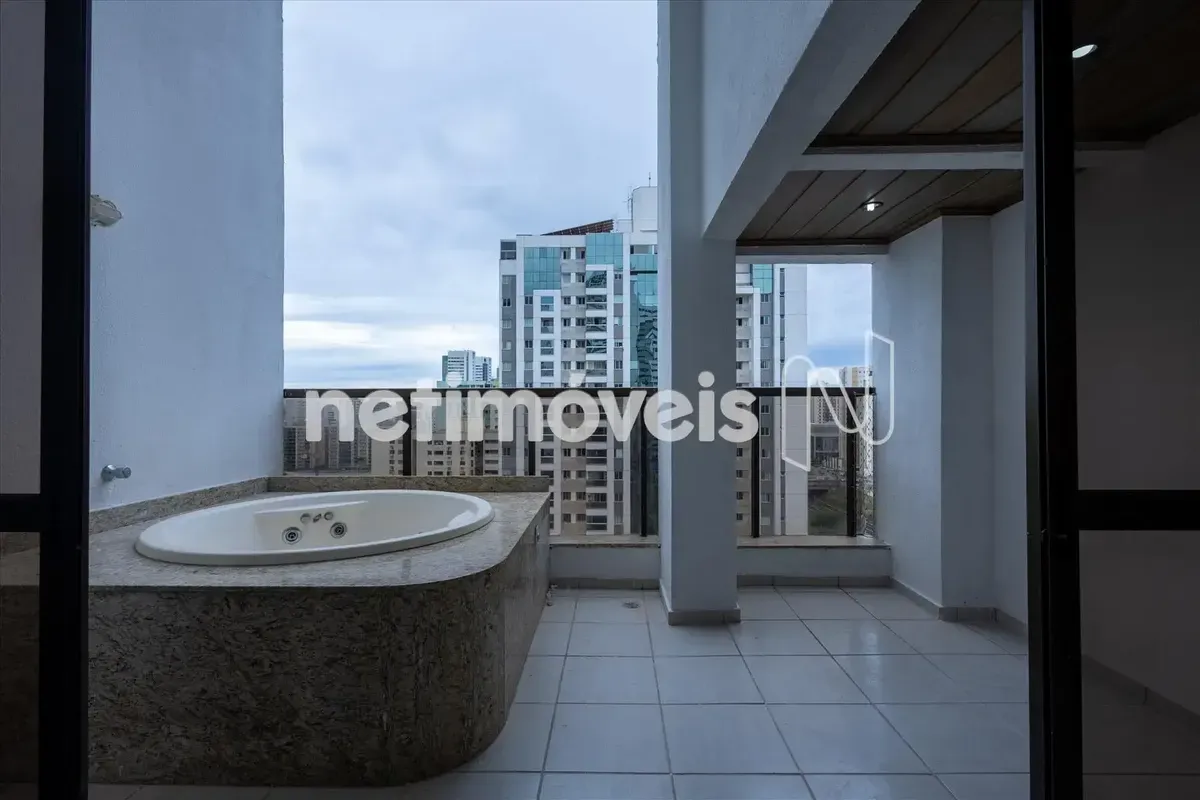 Apartamento Duplex - 02 quartos - 02 Vagas de Garagem - Piscina c/ Raia 25m ED. ...
