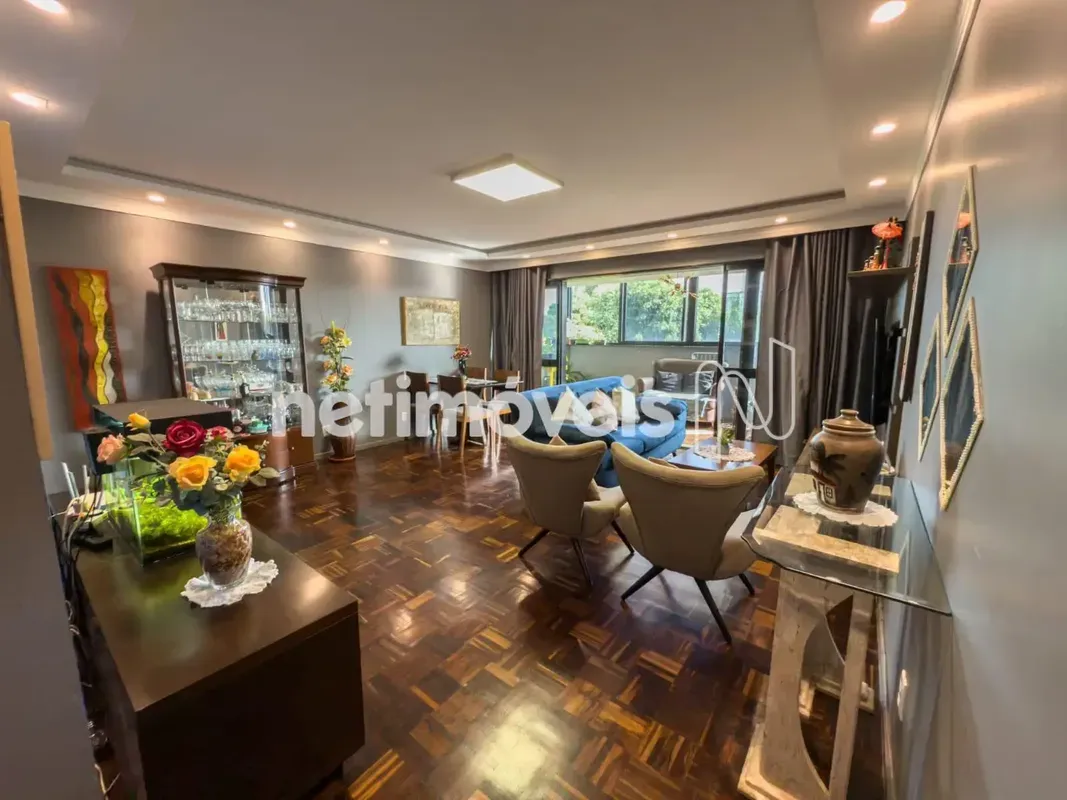 Apartamento de 4 Quartos com Suíte e Vaga de Garagem Coberta Excelente apartamen...